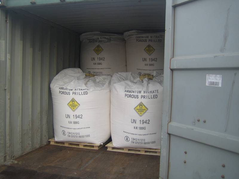 White Porous Prills Explosives Materials Ammonium Nitrate N 34.7 % With KT Process