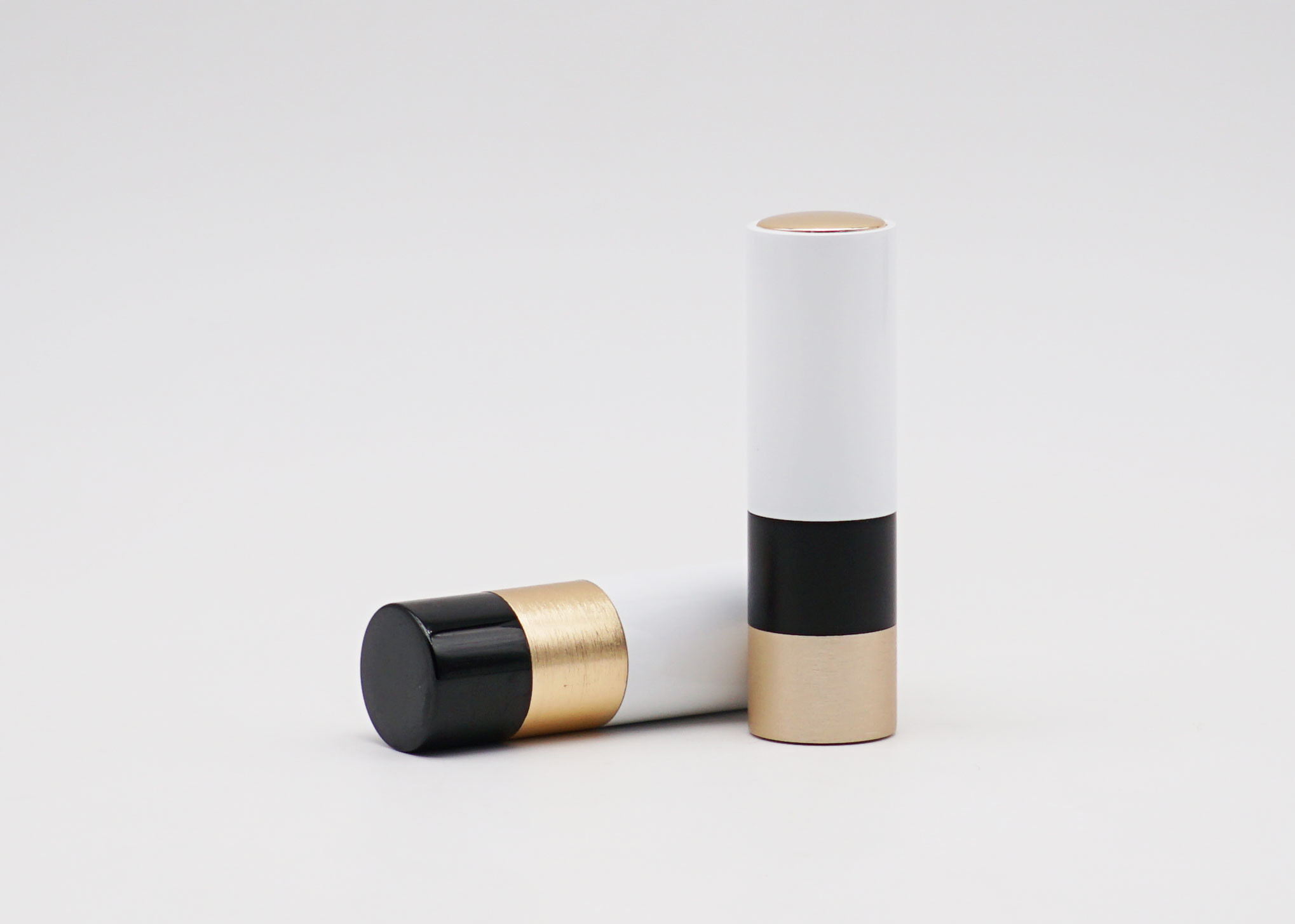 Cosmetic Magnet refillable Empty Lipstick Tube convenient