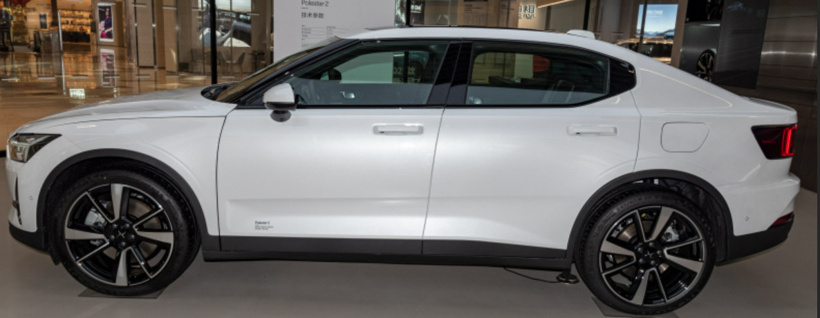 Polestar 2 2021 single motor standard battery life 5 Door 5 seats hatchback Compact car