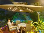 Waterproof Polyester Fabric Garden Umbrella Parasol for Outdoor in Luxury