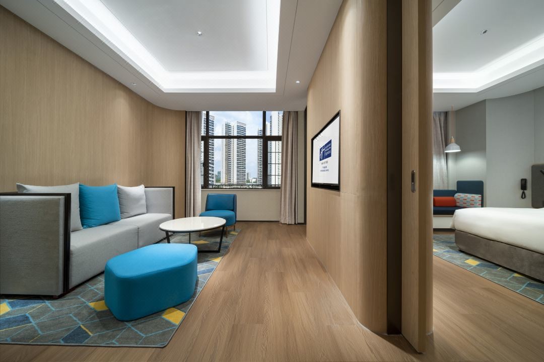 Hotel Guest Room Furniture for Comfortable and Contemporary Hotel Accommodations