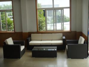 Wholesale 4pcs pool rattan furniture from china suppliers
