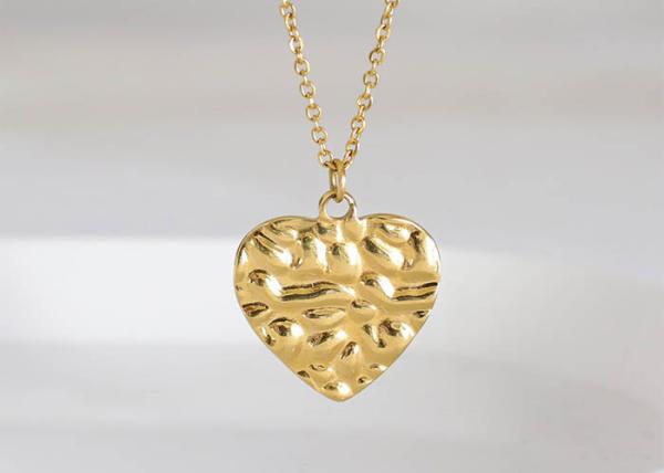 Fashion titanium steel peach heart necklace temperament pendant stainless steel