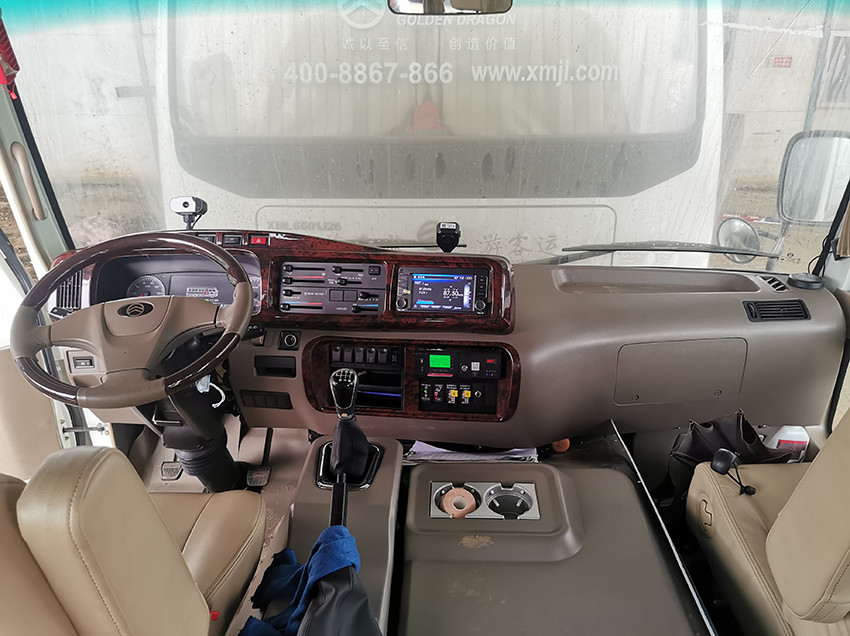 Golden Dragon Minibus Second Hand Used 18 Seater Passenger Van For Sale