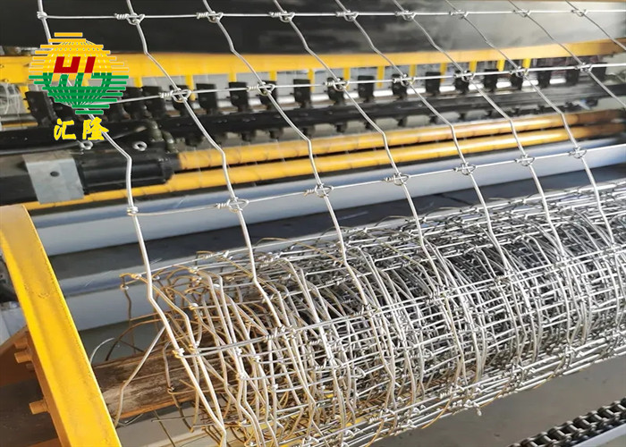 2.5M Height Galvanzied Hinge Joint Wire Mesh Fence For stock farm and Feeding