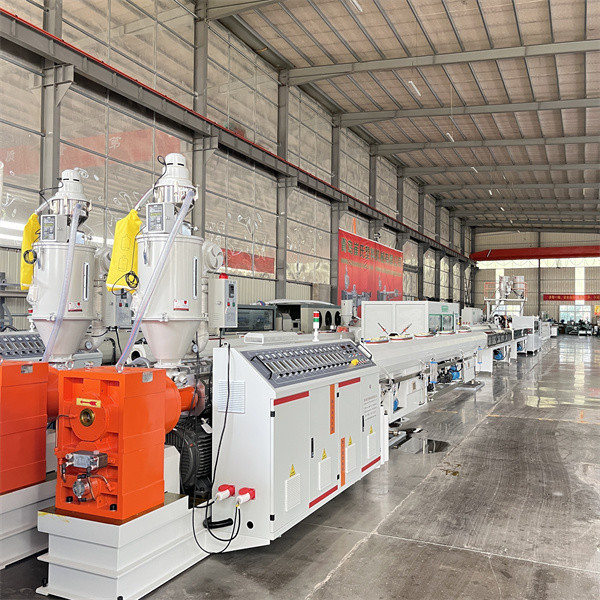 Plastic Extrusion Equipment PE PP Double Wall Corrugated Pipe Production Line