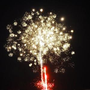 Wholesale Liuyang 200 Shots Consumer Cakes Fireworks 1.4 Pro Cakes Fireworks Pyrotechnics For Celebration from china suppliers
