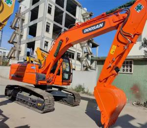 Wholesale Orange Used Wheel Excavator DX225LC Doosan Backhoe Used Excavator from china suppliers