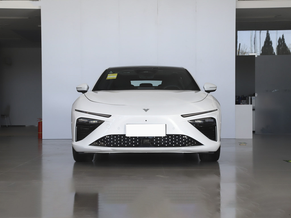 Neta S Electric Mobile Car 715Km Left Steering Rear Drive Large Version 185km/h