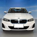 BMW i3 Luxury Sedan Energy Electric Car in Rear Motor Layout and 250 kW Maximum