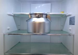 Wholesale Food Sanitary Small Stainless Steel Milk Can With Lid Placed in Refrigerator from china suppliers