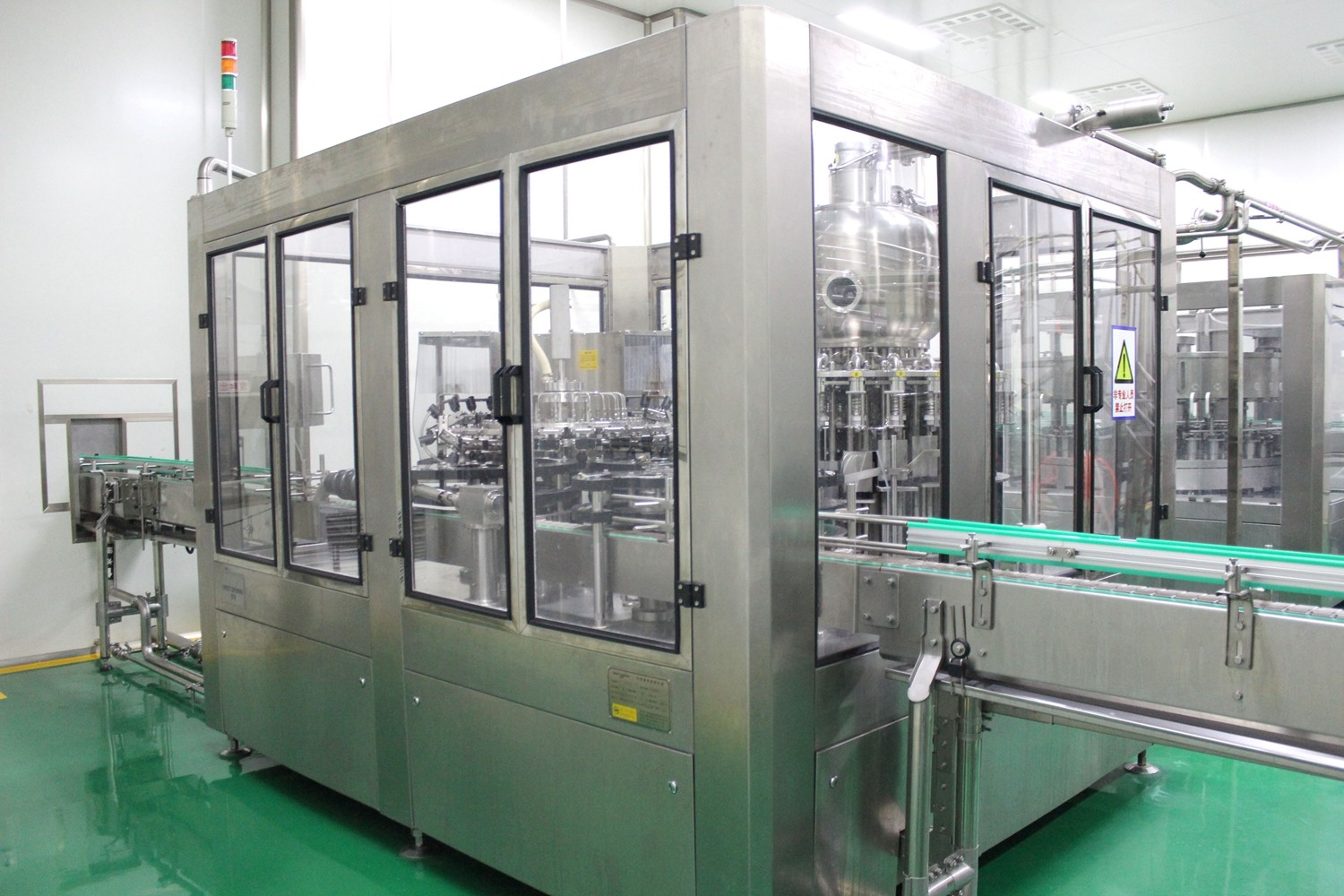 Magnetic Pump 500ml SS304 Glass Bottle Soda Filling Machine