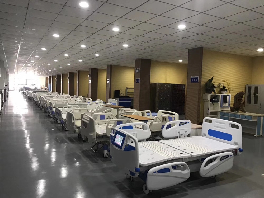 970MM Three Functions Electric Remote Control Patient Medical Furniture Clinic Hospital Beds