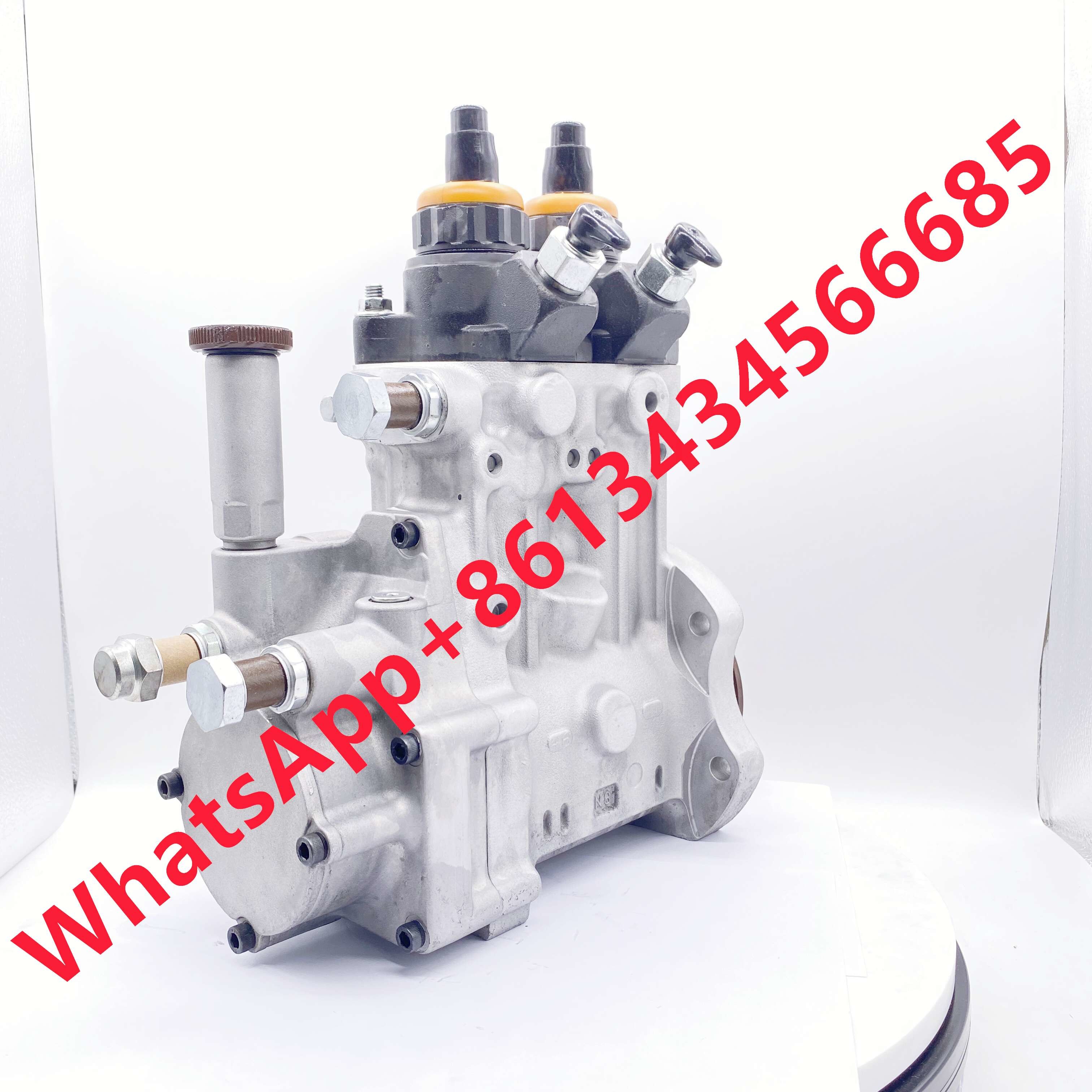 SAA6D140E-3 Fuel Injection Pump 6218-71-1111 For Komatsu D275A PC650-8 PC750 PC800