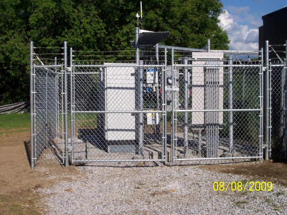chain link fence for cell tower
