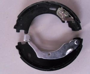 Wholesale Rear Brake Shoe Kit LAND ROVER RANGE ROVER SPORT DISCOVERY III OEM LR031947 from china suppliers