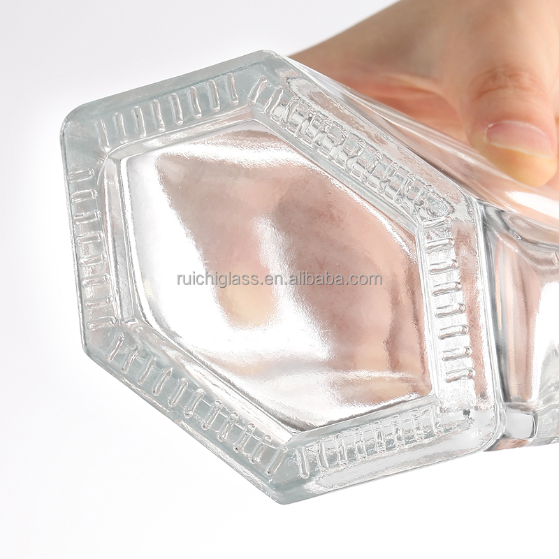 Collar Material Aluminum Plastic PP Glass Bottle for Super Flint Brandy Whiskey