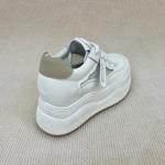 Women high top sneakers with breathable upper and casual use fashionable