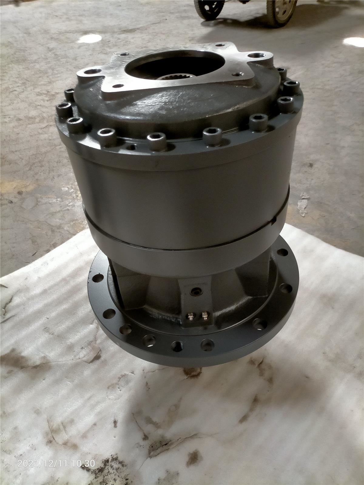 31NA-10151 31NA-10152 31NA-10150 R360-7 Swing Reducer R370-7 Swing Gearbox For Hyundai