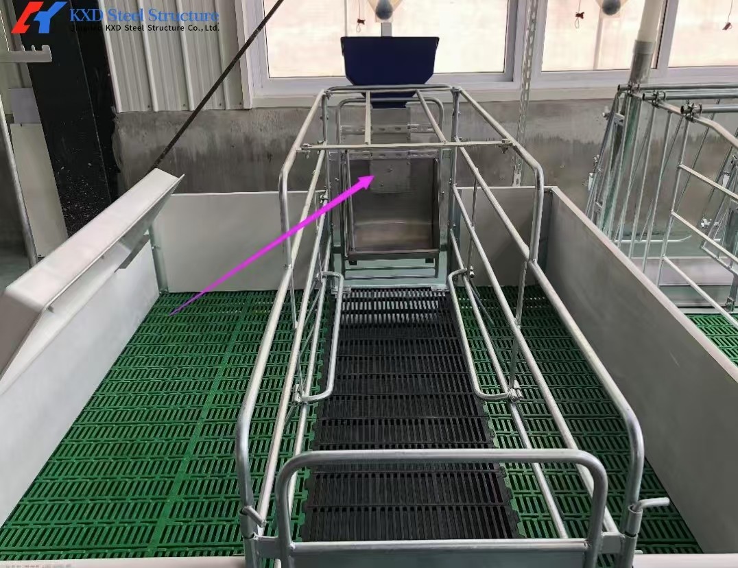 Pig Slatted Flooring Customized Piggery Plastic Flooring For Husbandry Equipment