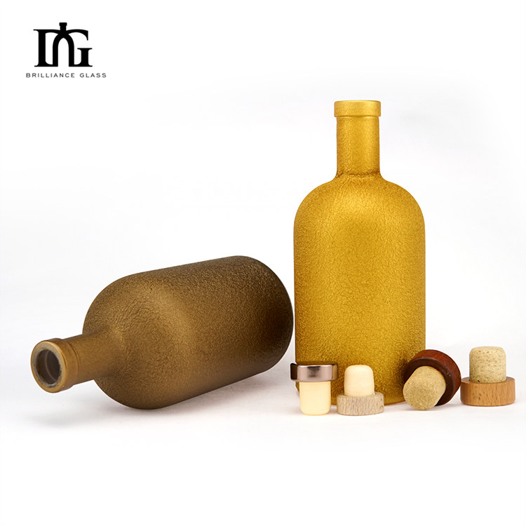 Glass Vodka Bottles with Cork Seal High Grade 700ml Capacity Transparent