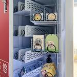 Smart medal vending machine selling tourism gold and silver coins theme park