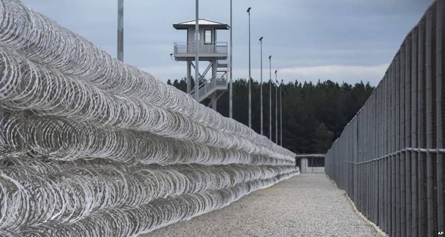 Single Razor Type Used Plastic Galvanized Iron Hot-Dipped Galvanized Barbed Wire