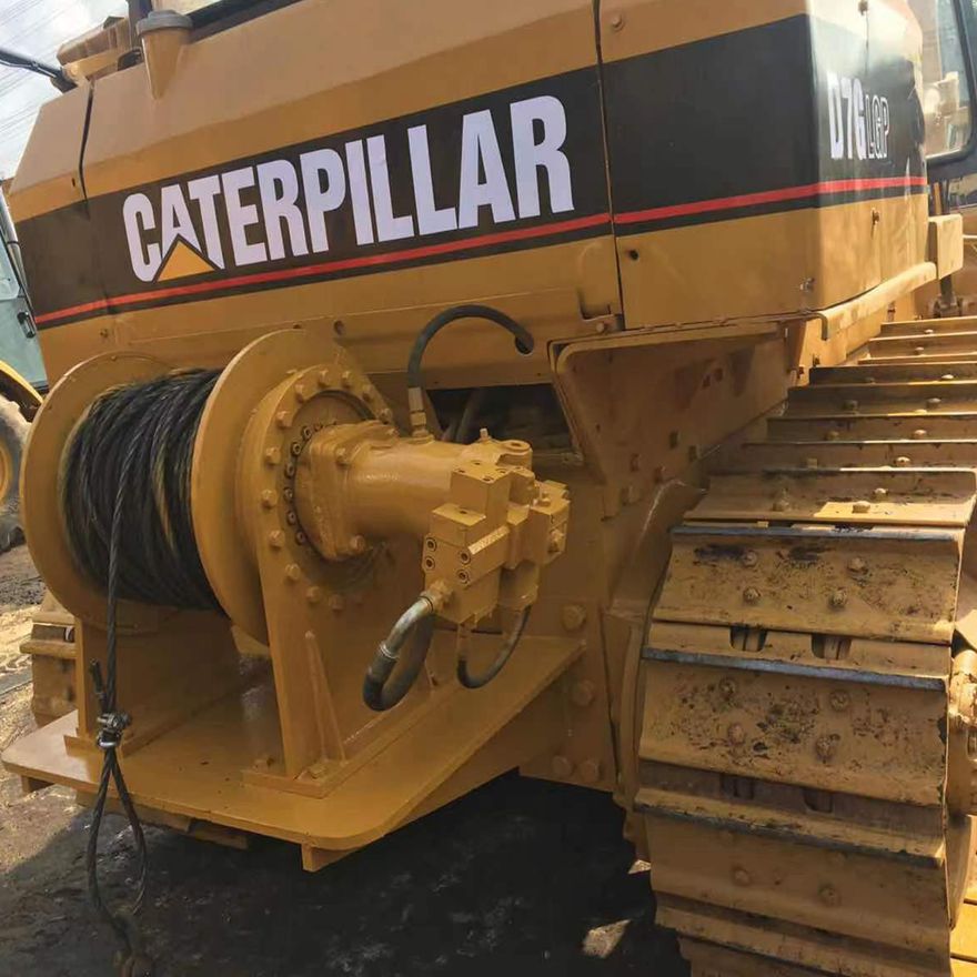 Used Cat D7g Dozer with Hydraulic Winch High Operating Efficiency Dozing Capacity 7.5m3