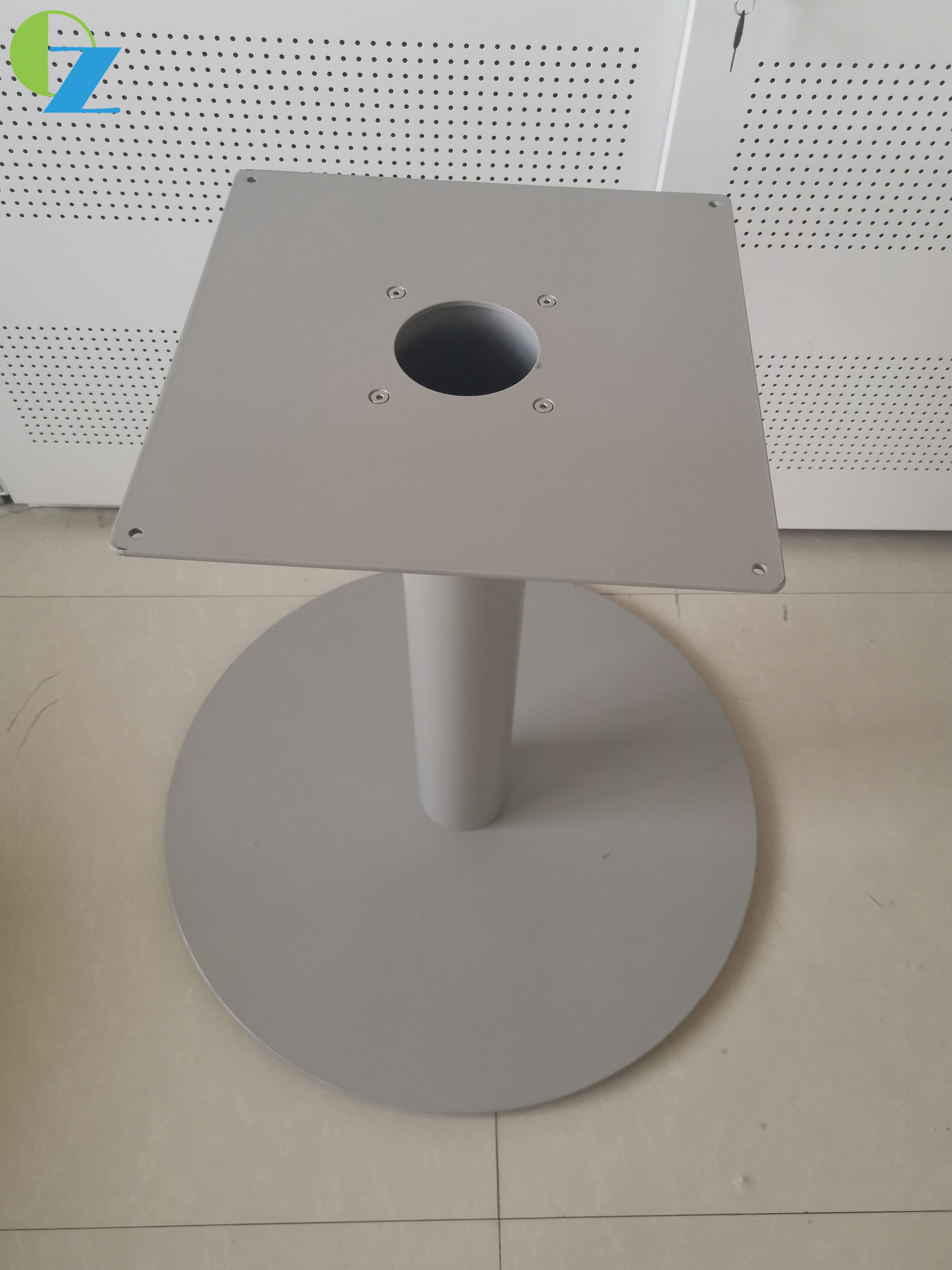 White Round Or Square Meeting Table Coffee Table And Negociation Desk