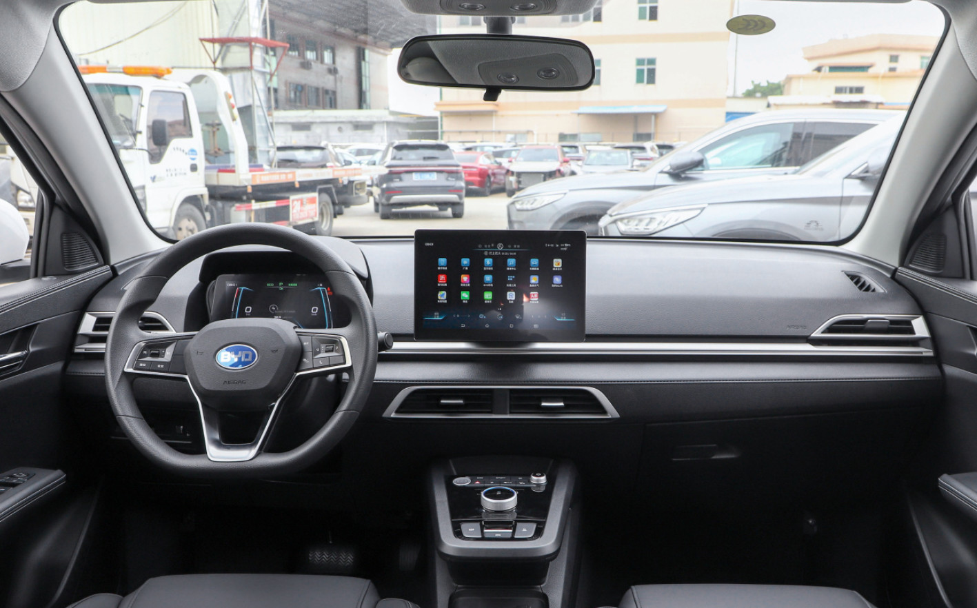 Byd E2 2021 Distinguished Compact Car Electric 5 Door 5 Seat Hatchback