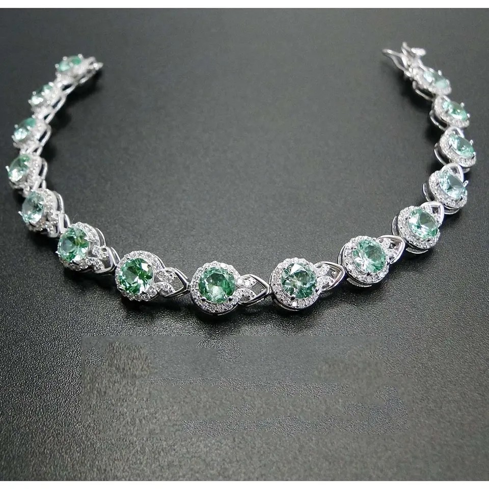 925 Sterling Silver Elegant Women Bracelet Pave Setting Green Spinel Bangle