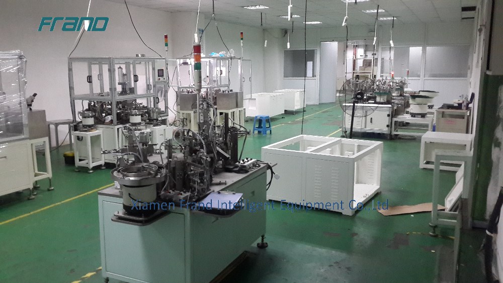 Hose clamp making machine with high production effciency and compatibility