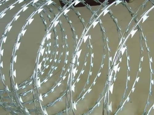 BTO-22 Razor Wire For Explosion Proof Mesh Gabion Containers Anti Impact Hot Dipped Galvanized Defensive Barriers