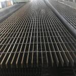 Plank Serrated Carbon Steel Bar Grating 32x5mm Black Paint Surface Treatment