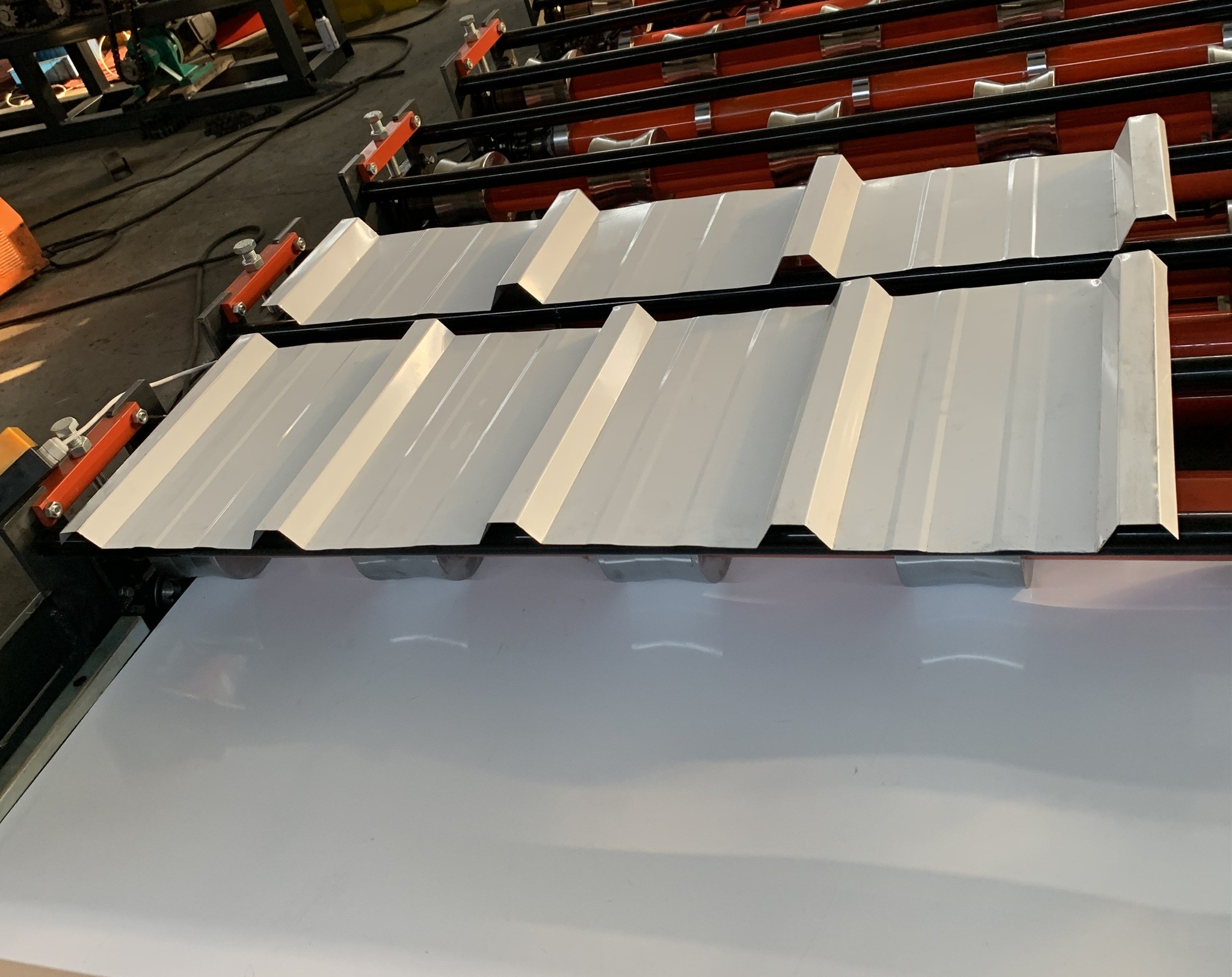 Steel Tile Roofing Sheet Double Layer Roll Forming Machine 840 900