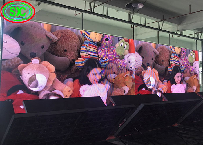 Die-Cast Aluminum Case Customized Indoor 320*160mm P5 Wedding/Stage LED Screen