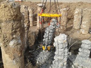 Wholesale KP380A Round Concrete Column Hydraulic Pile Breaker , Piles Diameter 600mm - 1800mm from china suppliers