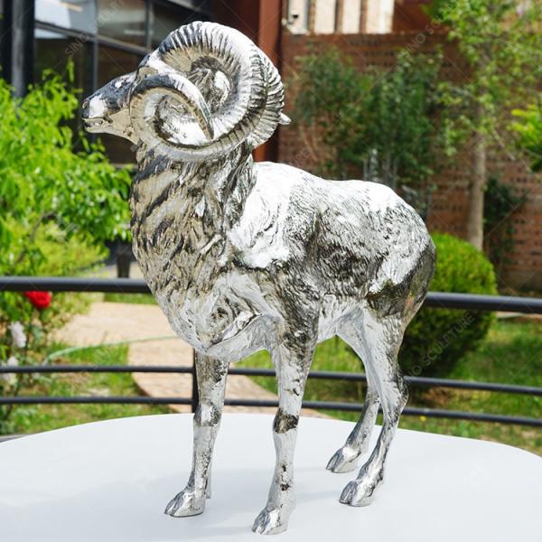 Small Sheep Garden Statue , Outdoor Metal Sheep Sculpture With Surface