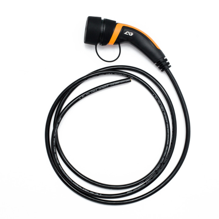 3.6KW 16A Electric Car Type 2 AC Charger IEC 62196 White Black