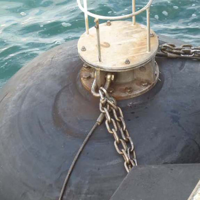 3.3 X 6.5m Submarine Fenders Factory Pneumatic Natural Rubber Semi