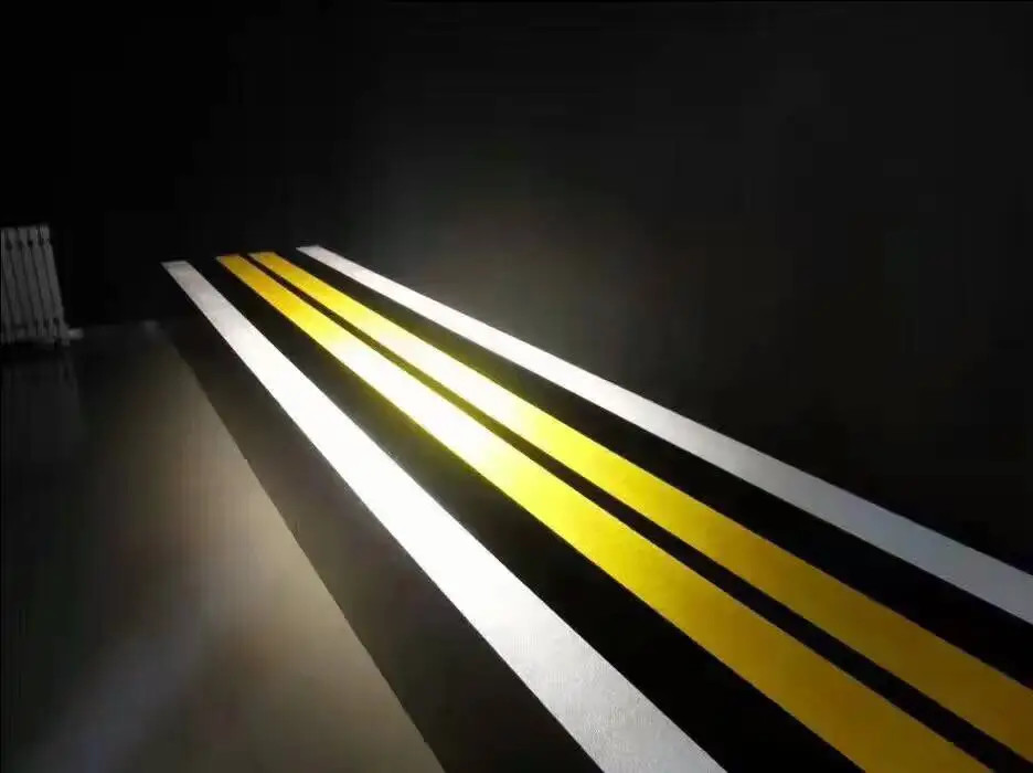 High Reflective Performance 1.5mm - 2.2mm Thermoplastic Road Marking Tape
