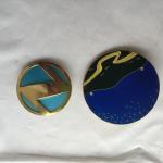 Good Supplier Brass gold plating satained glass lapel pin badge with low price