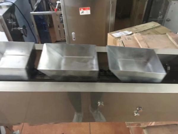 Automatic Stainless Steel cashew nut packing machine capsule packaging machine