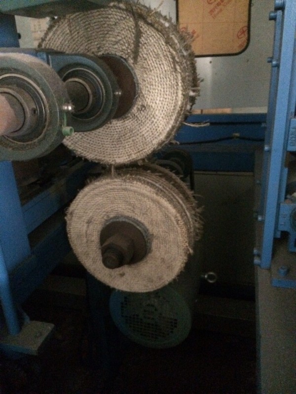 Automatic stainless steel square tube polishing buffing machine