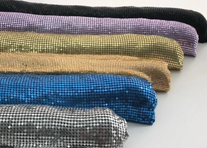 Aluminum Sequin Chainmail Pattern Fabric 3mm Gold Sequin Fabric For Dresses
