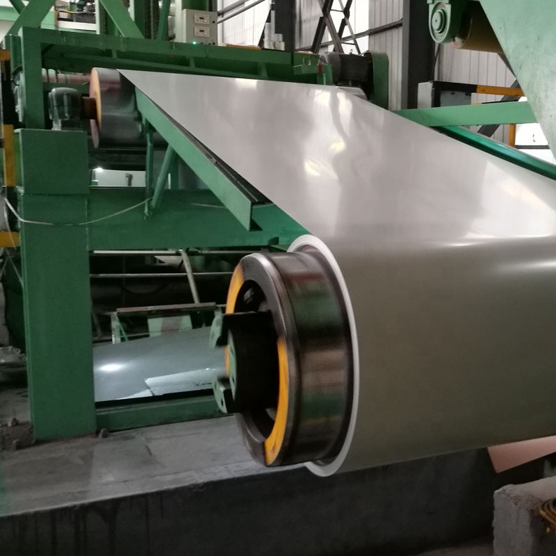 Color Coated Prepainted Ppgi Steel Coils Corrugated Roofing SGCC DX52D