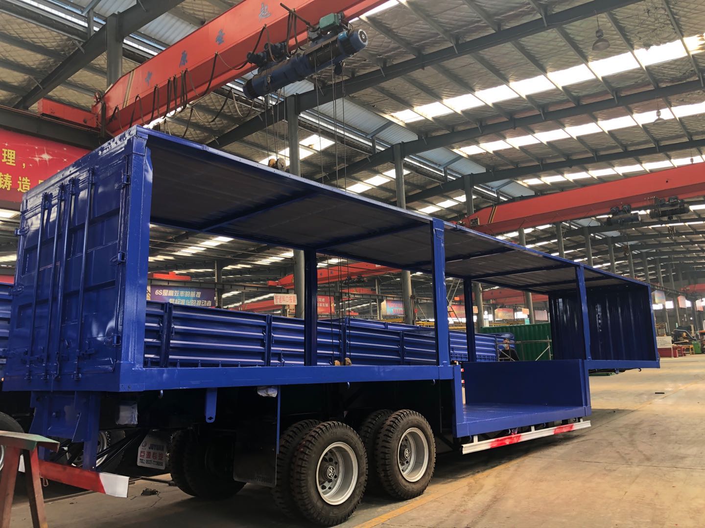 NDRC Announced Enterprise 40 Tons Curtain Semi Trailer with Dual Line Braking System