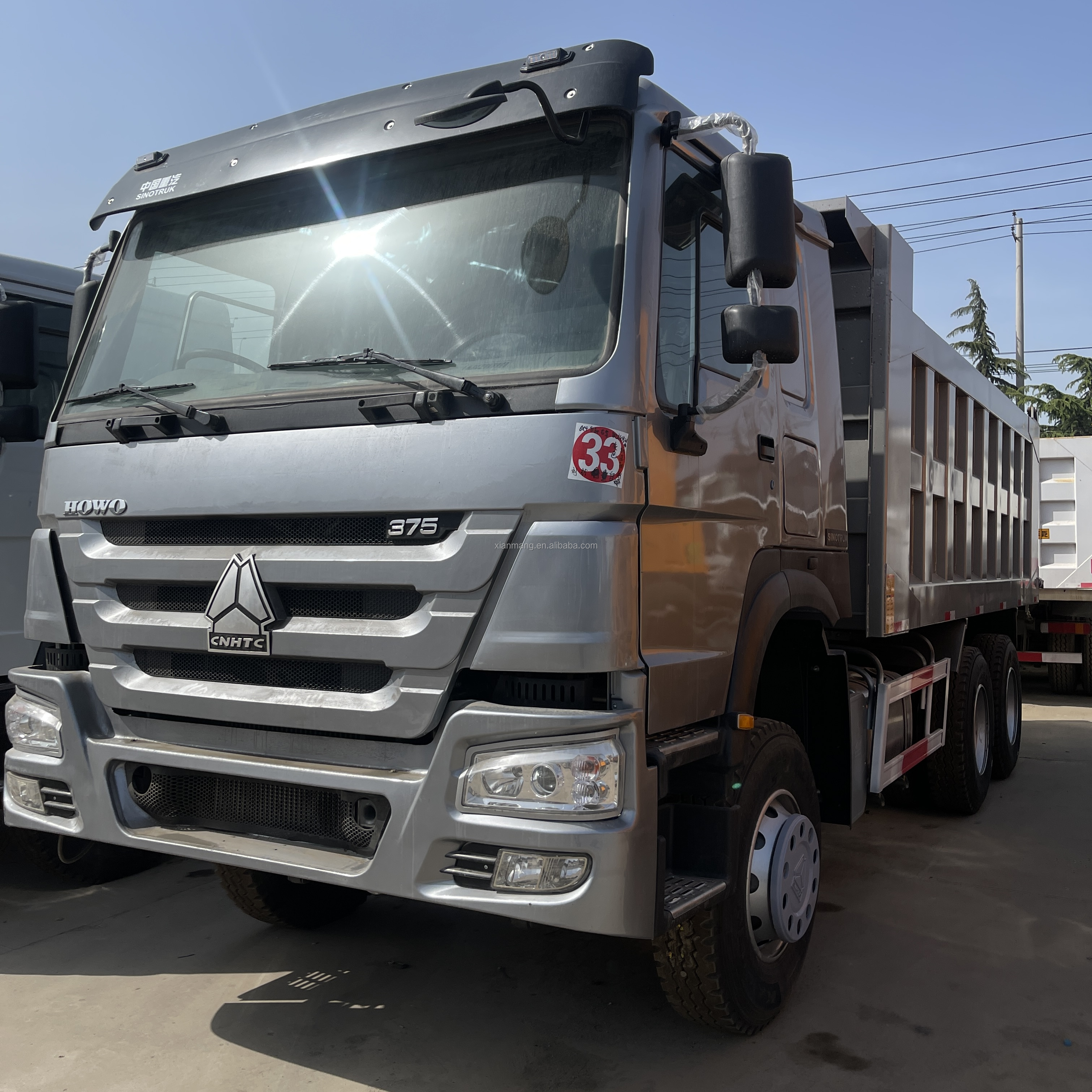 Left Steering Sinotruk Howo 6x4 Dump Truck Used 375hp 10 Wheels 20CBM Tipper Trucks