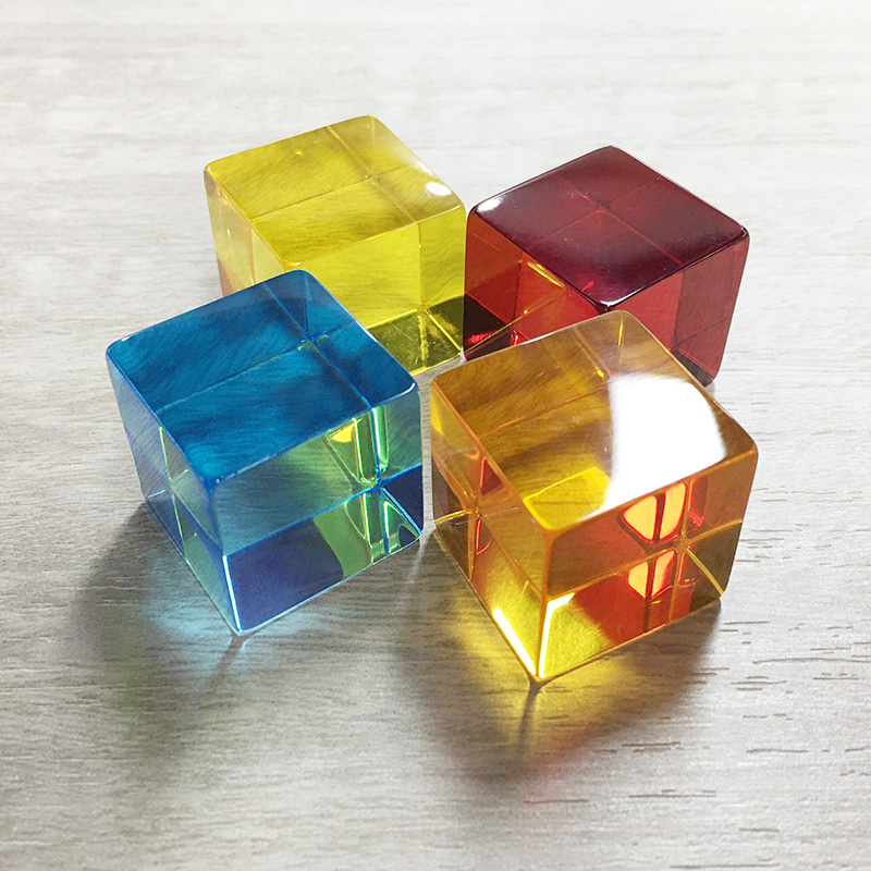 Factory OEM ODM paper weight custom colorful Resin paper weight acrylic clear paperweight