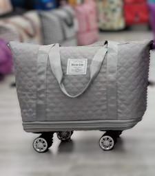 Quilted Duffel Garment Folding Weekender Waterproof Durable Outdoor Activity